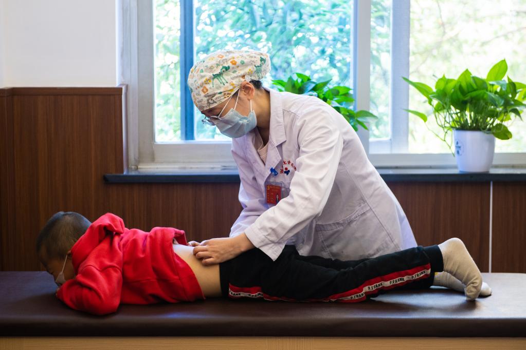 秋冬季青少年儿童中医保健宝典 顺应天时，守护成长